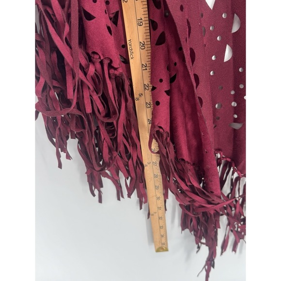 NWT Choies Laser Cut and Fringe Faux Suede Shawl Burgundy Cut Out Whisky Goth - Picture 5 of 8